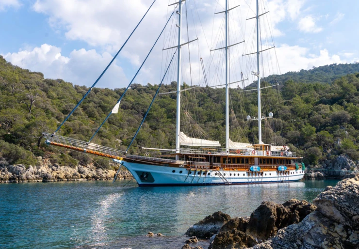 Admiral Marina Milta Marina | Admiral