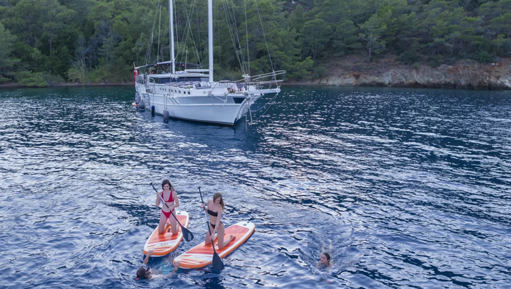 Séjour de rêve en goélette sur la Riviera turque : les plus belles îles, plages et baies du pays