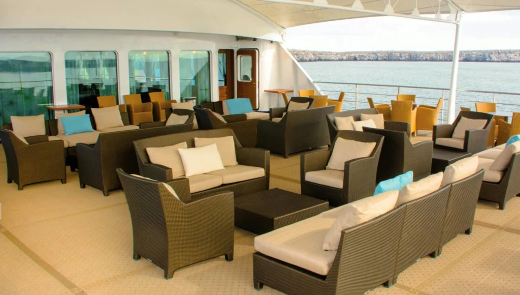 Expédition inoubliable : des terres sacrées des Incas au paradis sauvage des Galápagos