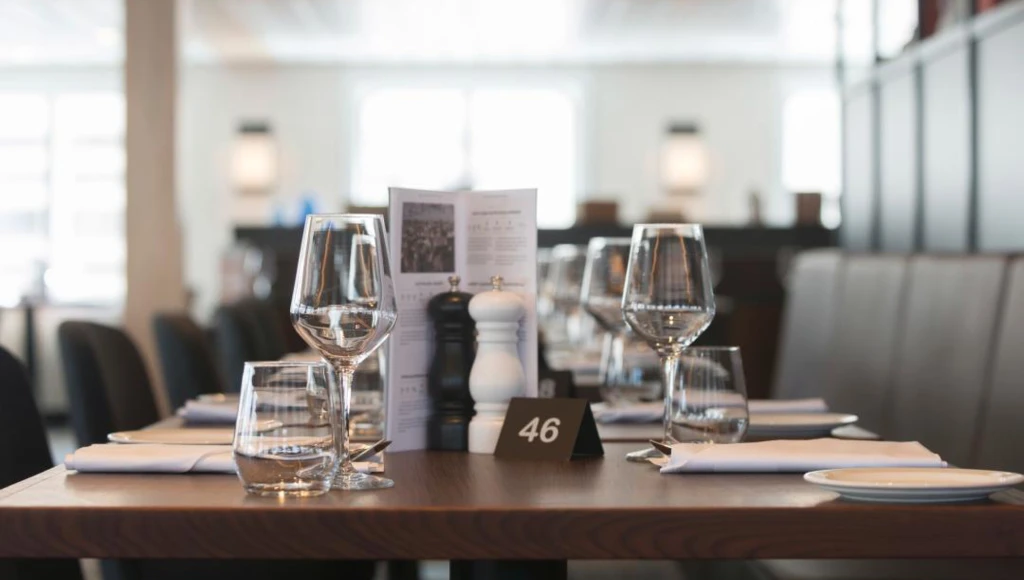 Les mystères du grand nord : voyage sur la côte Est intacte du Groenland dans le plus grand système de fjords au monde