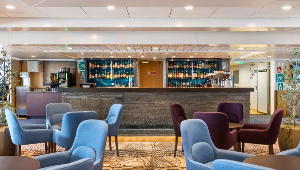 Majestic Norway at Christmas: Arctic Expedition Under the Northern Lights