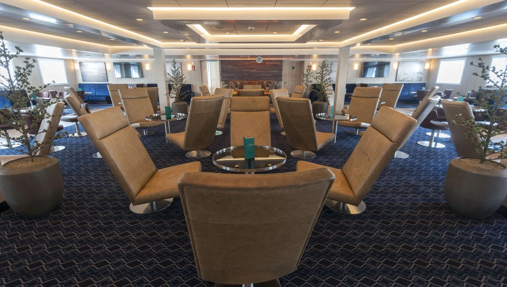 Les mystères du grand nord : voyage sur la côte Est intacte du Groenland dans le plus grand système de fjords au monde