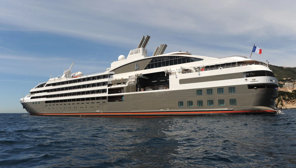 Un magico viaggio polare dalla Terra del Fuoco al 6° continente, un paradiso di natura libera e selvaggia