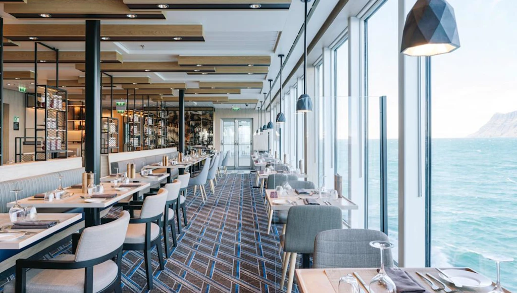 Alaska Inside Passage Cruise: Where Mountains Meet the Sea