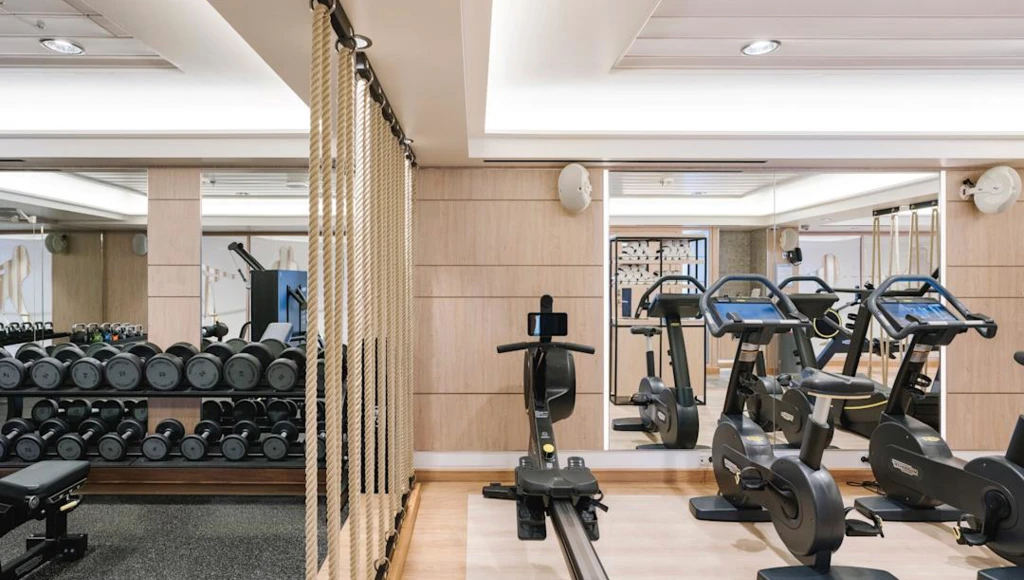 Alaska Inside Passage Cruise: Where Mountains Meet the Sea