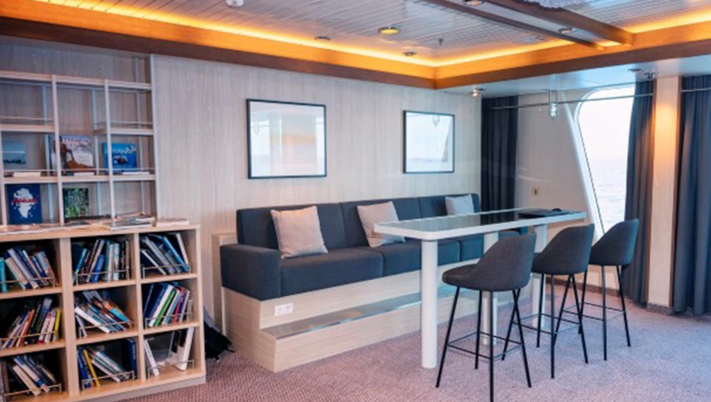 Printemps polaire : Spitzberg, Lofoten et fjords norvégiens au départ de Douvres