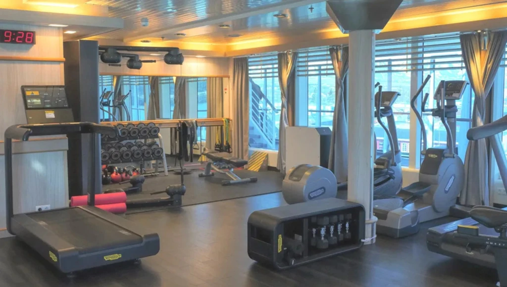 Printemps polaire : Spitzberg, Lofoten et fjords norvégiens au départ de Douvres