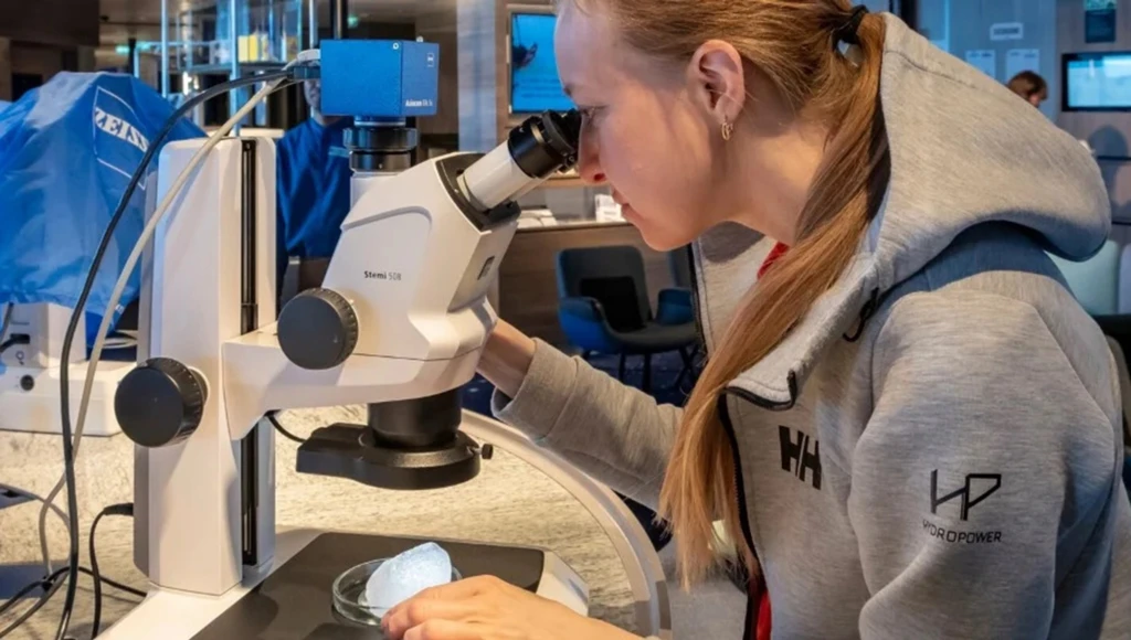 Printemps polaire : Spitzberg, Lofoten et fjords norvégiens au départ de Douvres