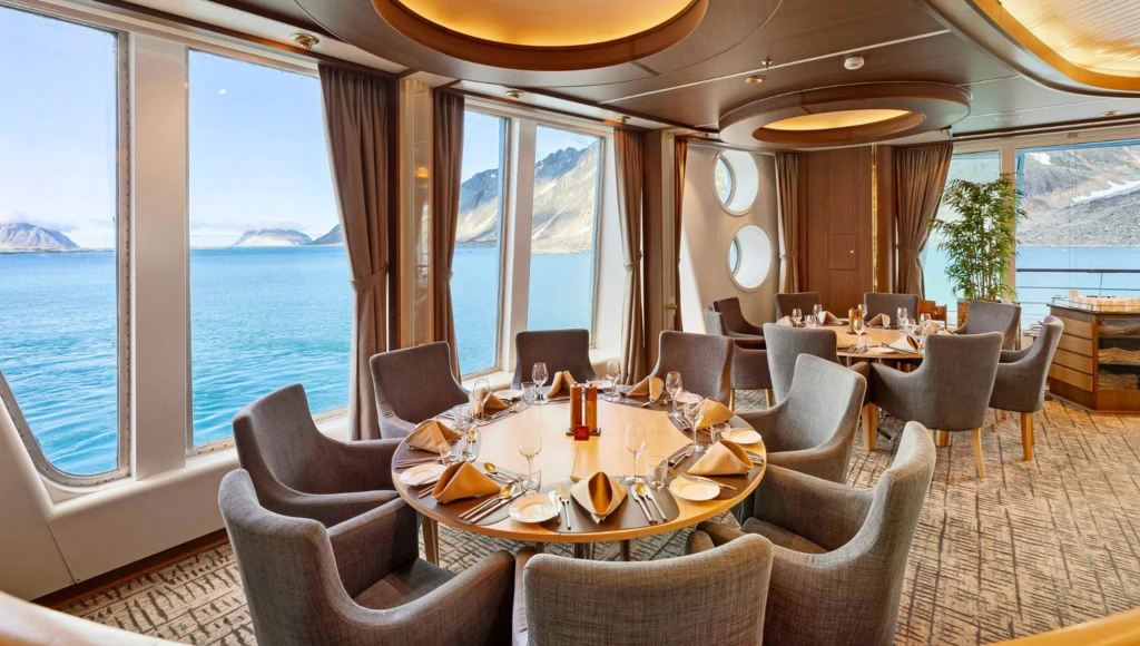 Arctic Island Odyssey: exploring the fjords of Spitzbergen, the icebergs of Greenland and Icelandic traditions