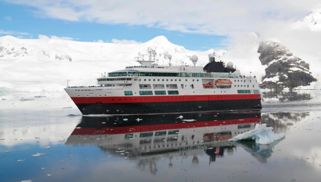 Printemps polaire : Spitzberg, Lofoten et fjords norvégiens au départ de Douvres