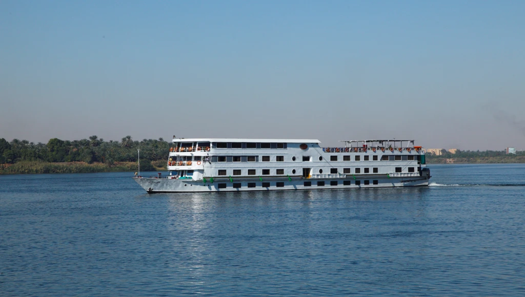 Crucero de 15 días con todo incluido por Egipto