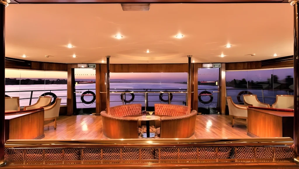 Crucero de 15 días con todo incluido por Egipto