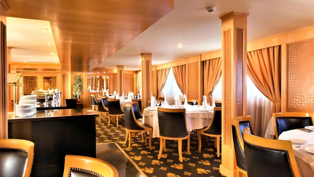 Crucero de 15 días con todo incluido por Egipto