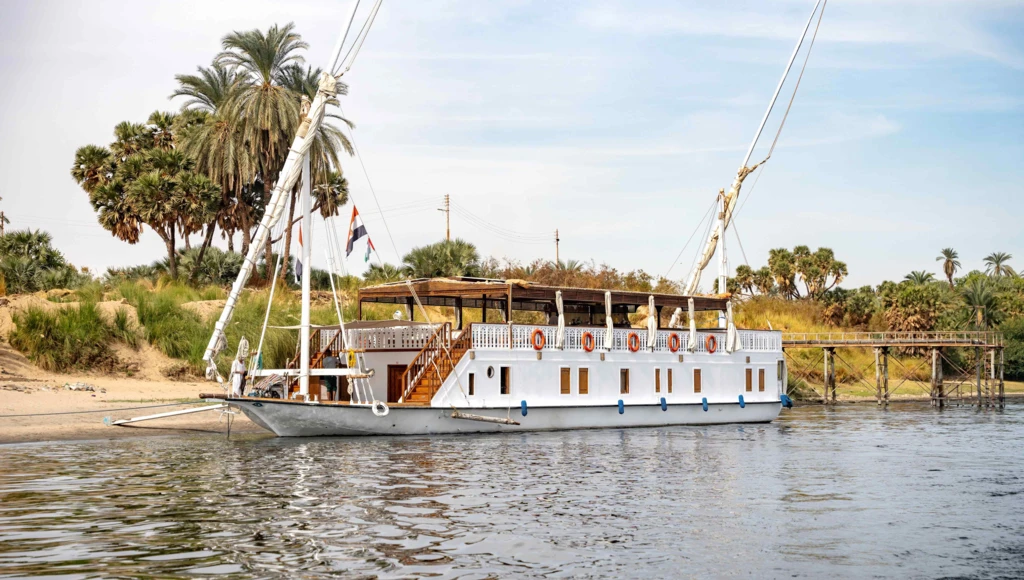 Mini crociera sul Nilo in Dahabieh tra Assuan e Luxor: Valle dei Re, Templi di Sobek e Karnak