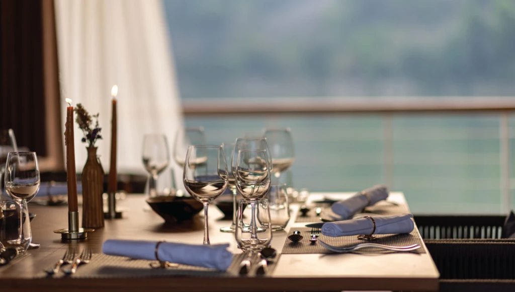 Il patrimonio e i costumi del Laos: un'affascinante crociera sul Mekong, con partenza da Vientiane