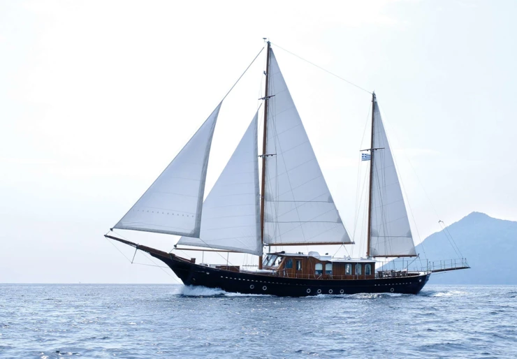 LIANA H Grecia | LIANA H