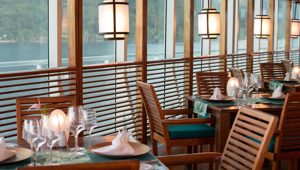 Croisière inoubliable de 11 jours au cœur des merveilles naturelles et culturelles des archipels de la Société et des Tuamotu