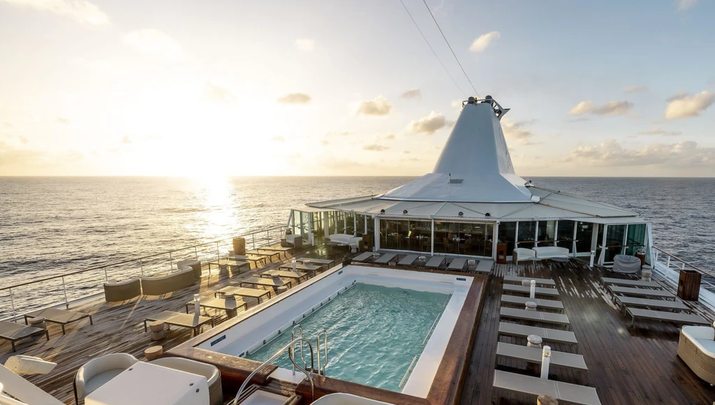 Croisière inoubliable de 11 jours au cœur des merveilles naturelles et culturelles des archipels de la Société et des Tuamotu
