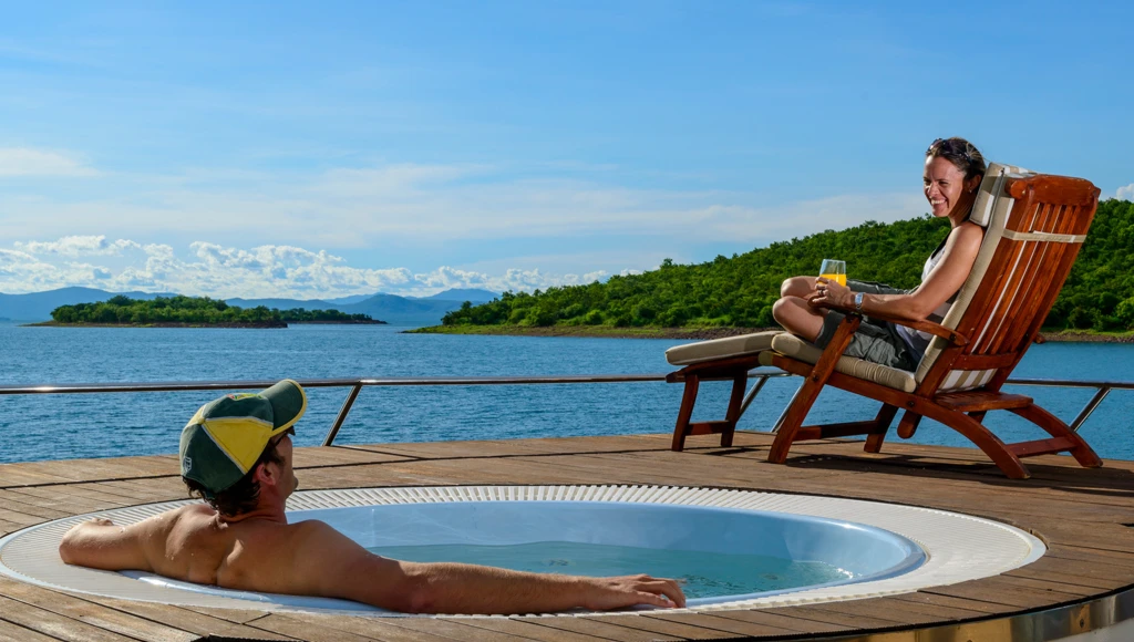 All the magic of Africa on a safari cruise on the Zambezi River and Lake Kariba
