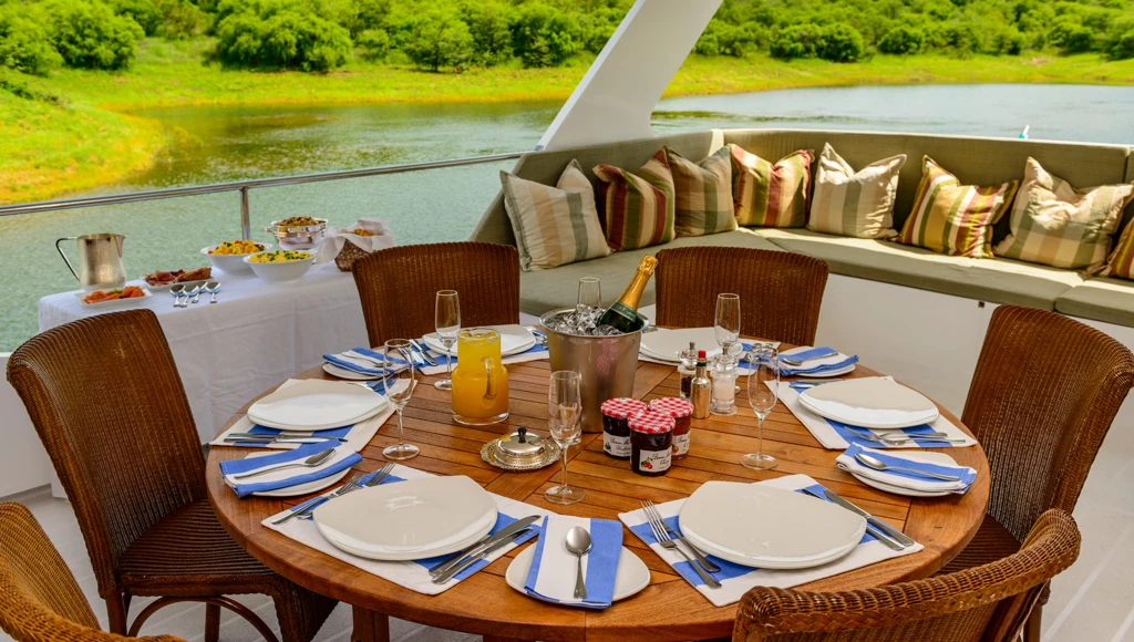 All the magic of Africa on a safari cruise on the Zambezi River and Lake Kariba