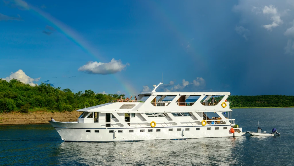 All the magic of Africa on a safari cruise on the Zambezi River and Lake Kariba