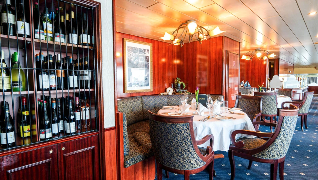 Rapsodia floral en el Rin: crucero de 5 días desde Colonia a Nimega, entre molinos, campos de tulipanes y ciudades artísticas