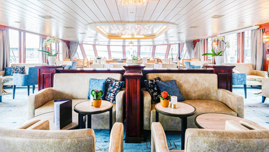 Rapsodia floral en el Rin: crucero de 5 días desde Colonia a Nimega, entre molinos, campos de tulipanes y ciudades artísticas