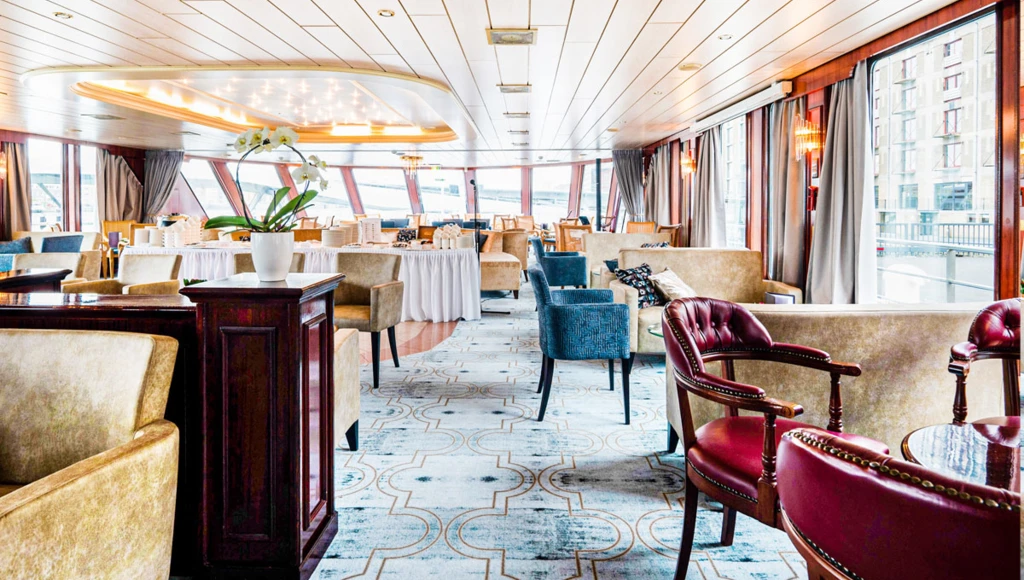 Rapsodia floral en el Rin: crucero de 5 días desde Colonia a Nimega, entre molinos, campos de tulipanes y ciudades artísticas