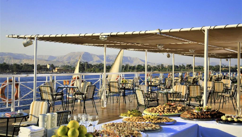 12-day grand tour of Egypt: a superb cruise on the Nile with stops in Cairo and on the Red Sea