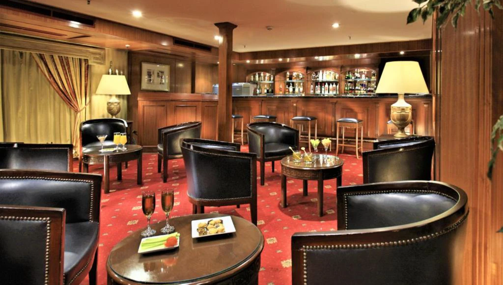 12-day grand tour of Egypt: a superb cruise on the Nile with stops in Cairo and on the Red Sea