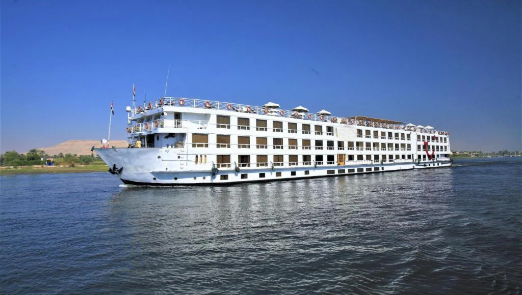 12-day grand tour of Egypt: a superb cruise on the Nile with stops in Cairo and on the Red Sea