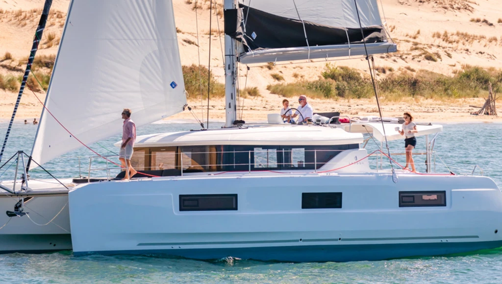 Côte d'Émeraude de Sardaigne et charme Corse : une croisière exclusive de 8 jours en catamaran