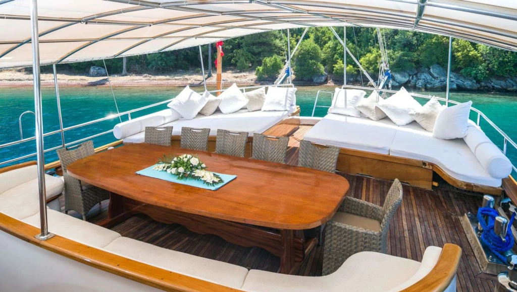 Splendours and delights of the Turquoise Coast on a private cruise aboard a traditional gulet