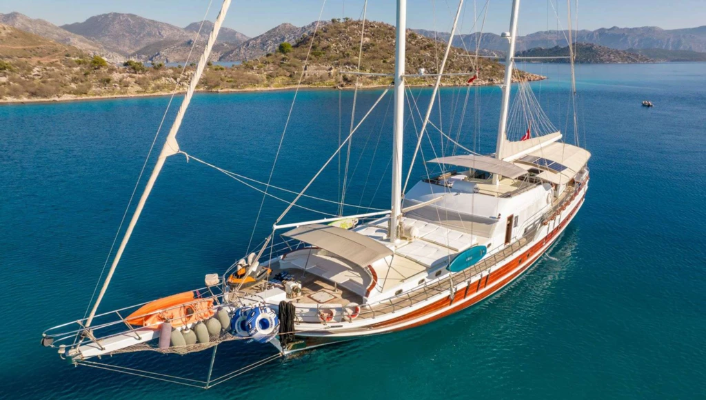 Splendours and delights of the Turquoise Coast on a private cruise aboard a traditional gulet