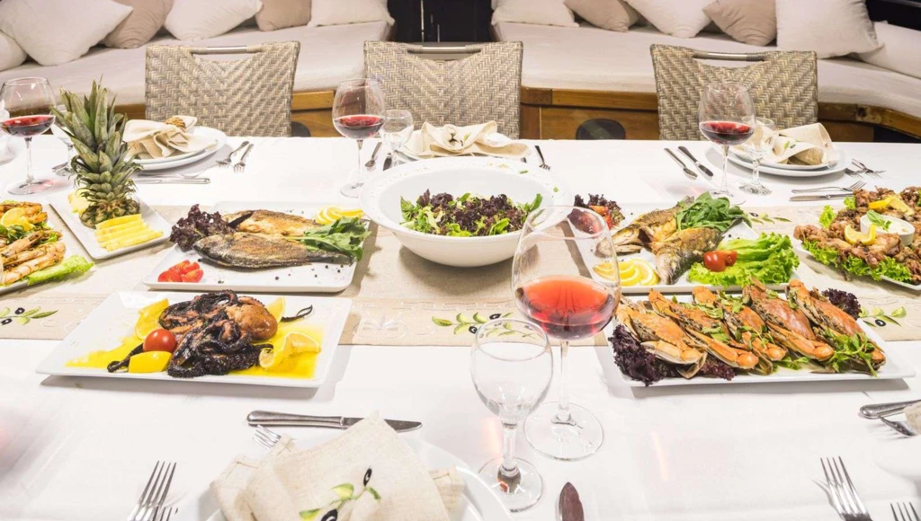 Splendours and delights of the Turquoise Coast on a private cruise aboard a traditional gulet