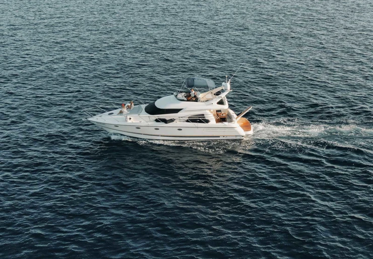 Sunseeker Manhattan 48 FLY Marina Kastela | Klara
