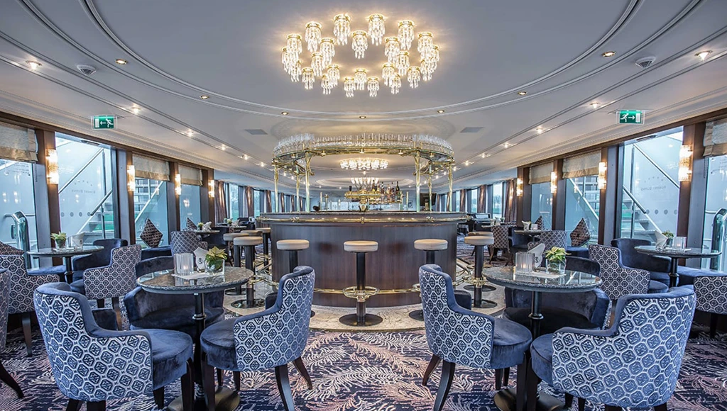 La Moselle enchantée : escapade fluviale au fil des vignes et des châteaux