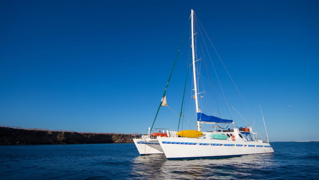 8-day grand tour of the Eastern Galápagos Islands: an unforgettable catamaran adventure