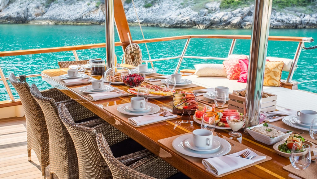 Eine unvergessliche private Kreuzfahrt zur Entdeckung der Pracht der dalmatinischen Küste