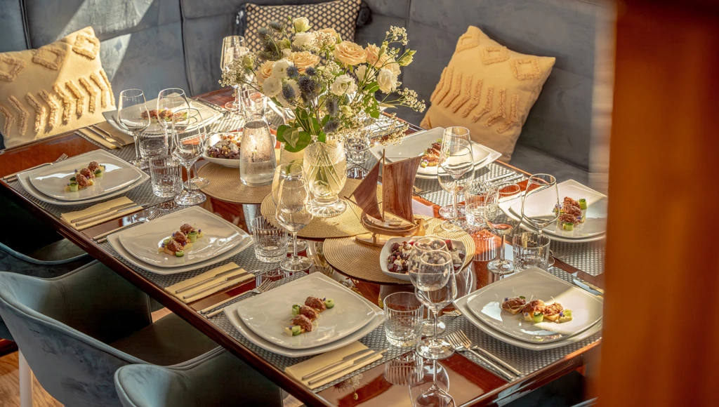 Croisière privée de luxe en Croatie : l'Adriatique en caïque, entre charme et élégance