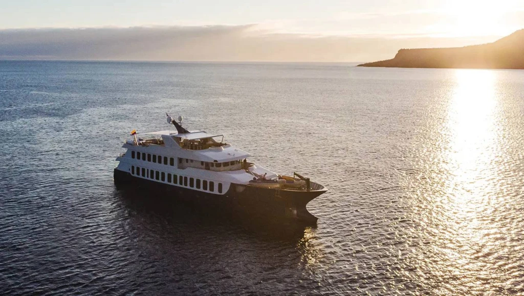 Die unberührten Strände und die einzigartige Tierwelt der zentralen und südlichen Galápagos-Inseln, eine Relais & Châteaux-Reise