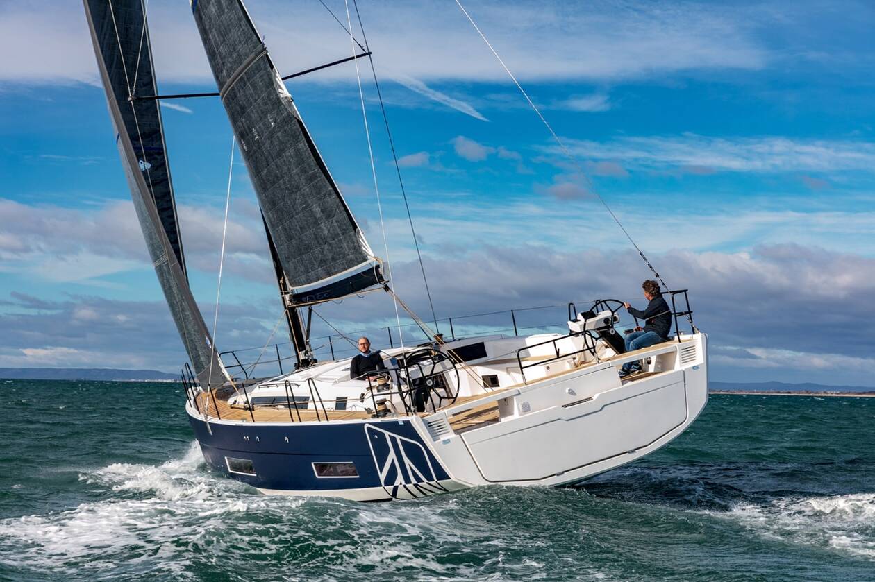 Dufour 530