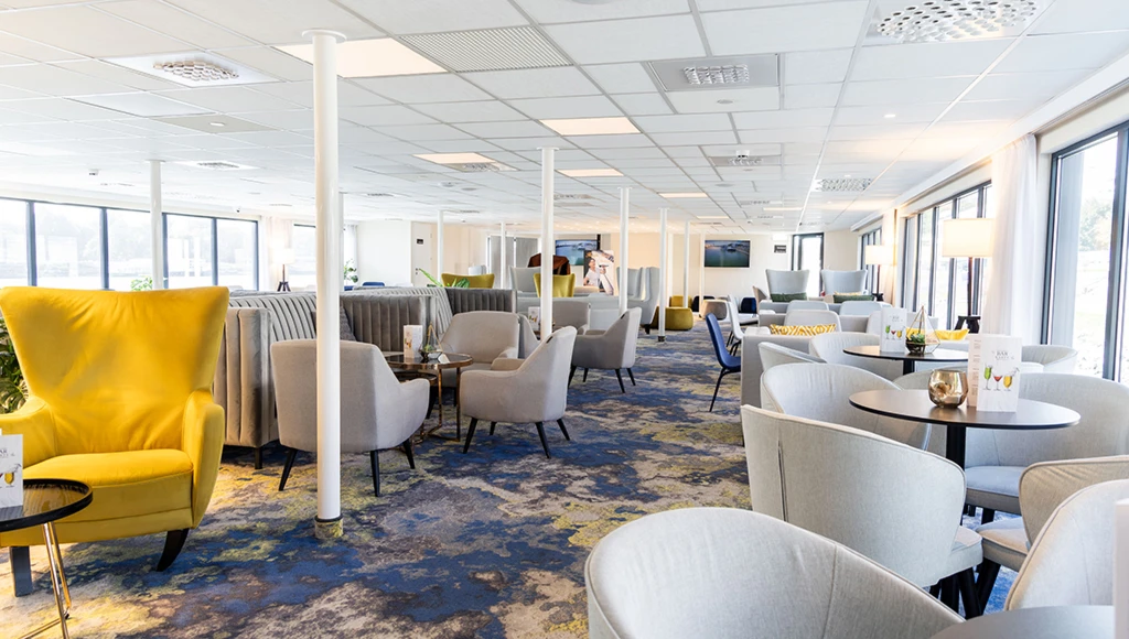 Festive Christmas on the Danube from Vienna