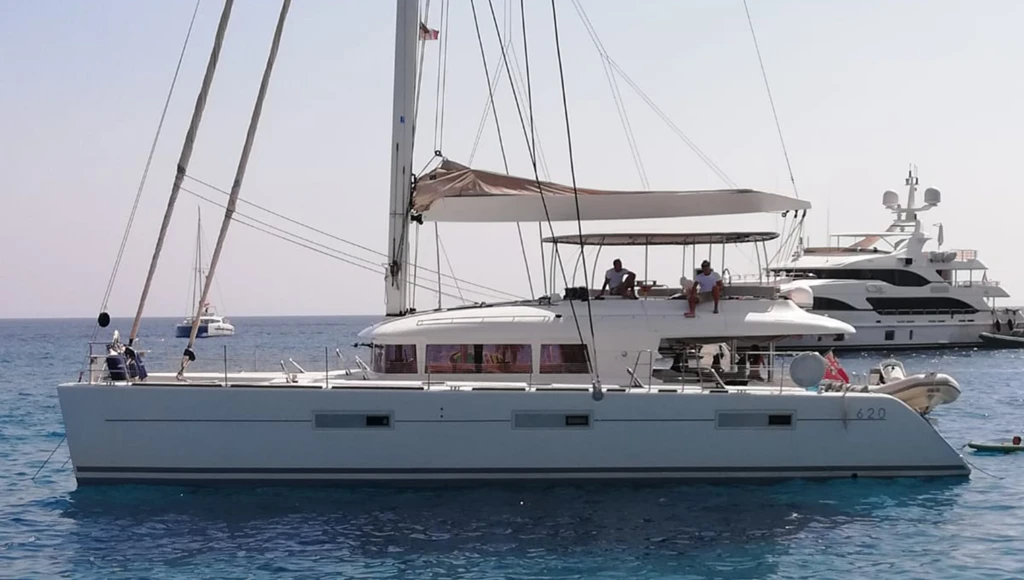 Crociera privata in completa privacy, alla scoperta dei tesori della Costiera Amalfitana e della mitica Capri