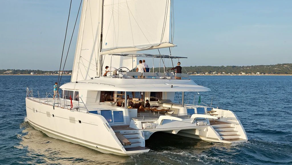 Crociera privata in completa privacy, alla scoperta dei tesori della Costiera Amalfitana e della mitica Capri