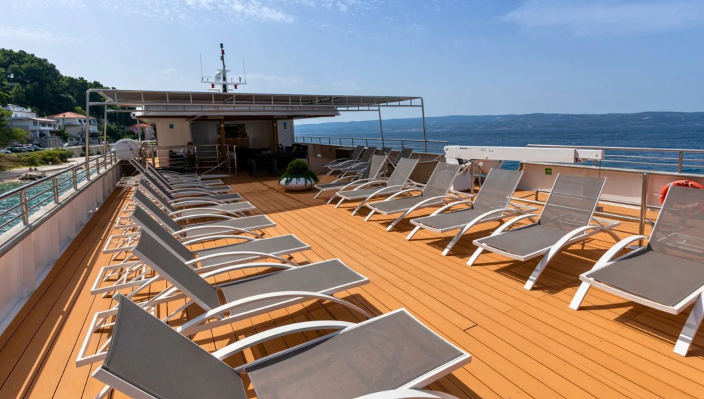 Delicias dálmatas: un interludio encantado entre calas secretas y ciudades históricas, de Dubrovnik a Trogir