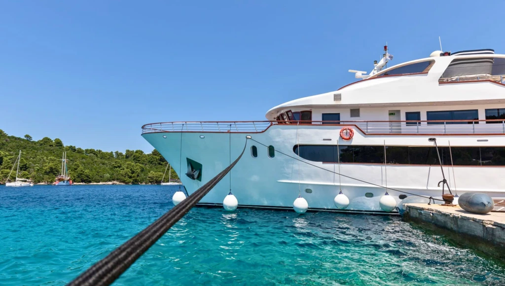 Delicias dálmatas: un interludio encantado entre calas secretas y ciudades históricas, de Dubrovnik a Trogir