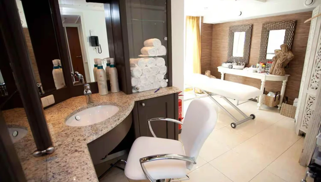 Itinéraire gourmand de Paris vers la Normandie au fil de la Seine : croisière épicurienne entre Histoire et vignobles