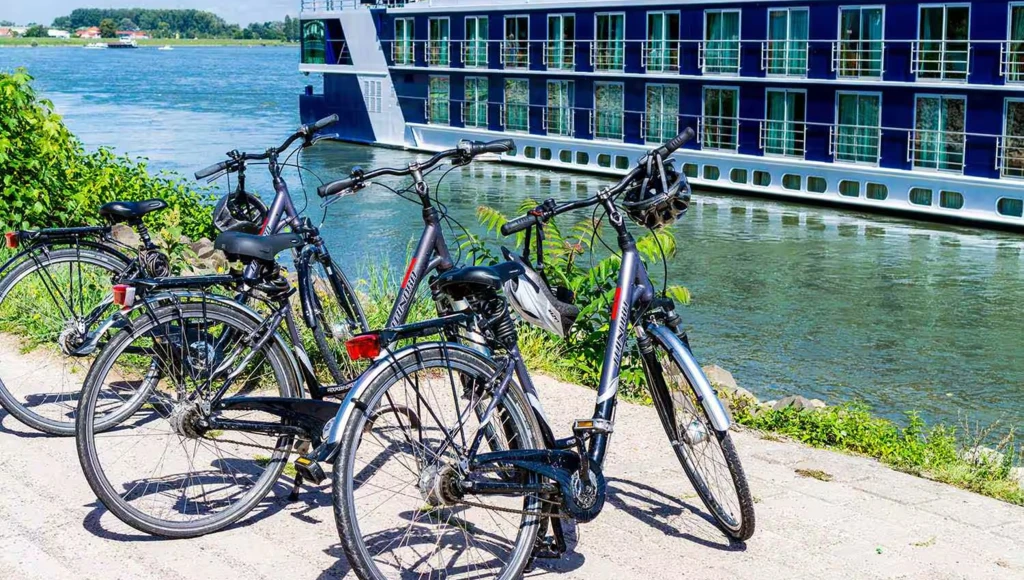 Itinéraire gourmand de Paris vers la Normandie au fil de la Seine : croisière épicurienne entre Histoire et vignobles