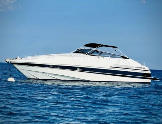 Pershing 40
